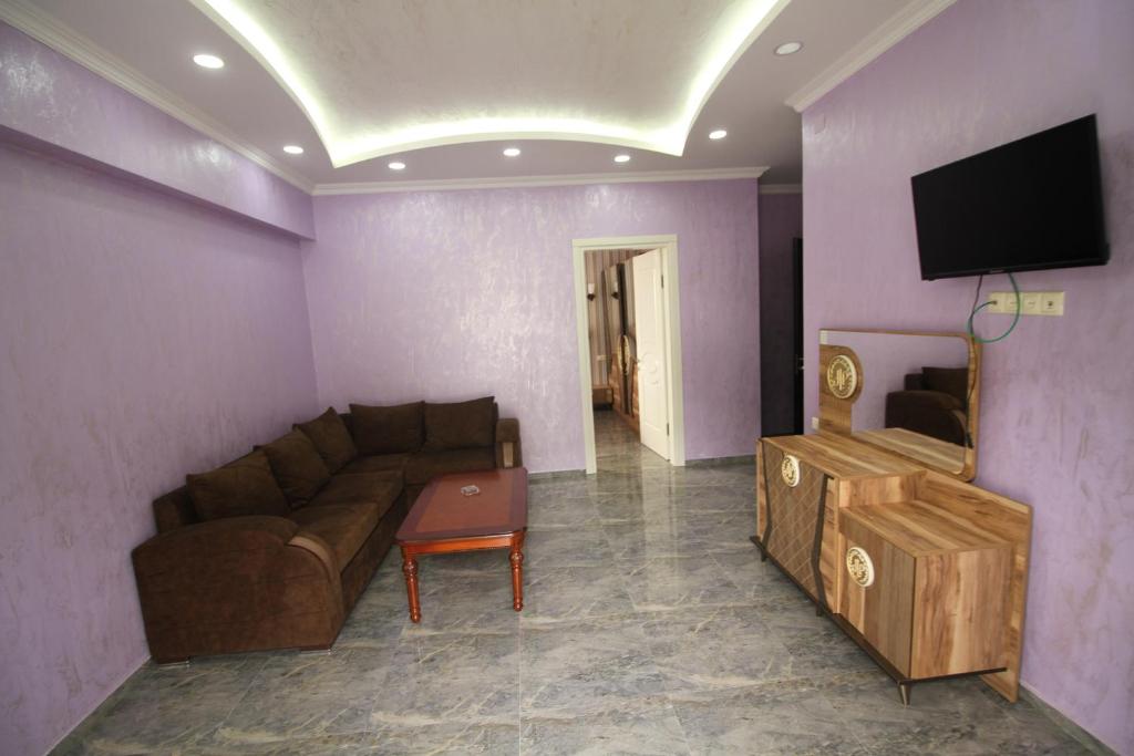 Medea Kvariati room 6